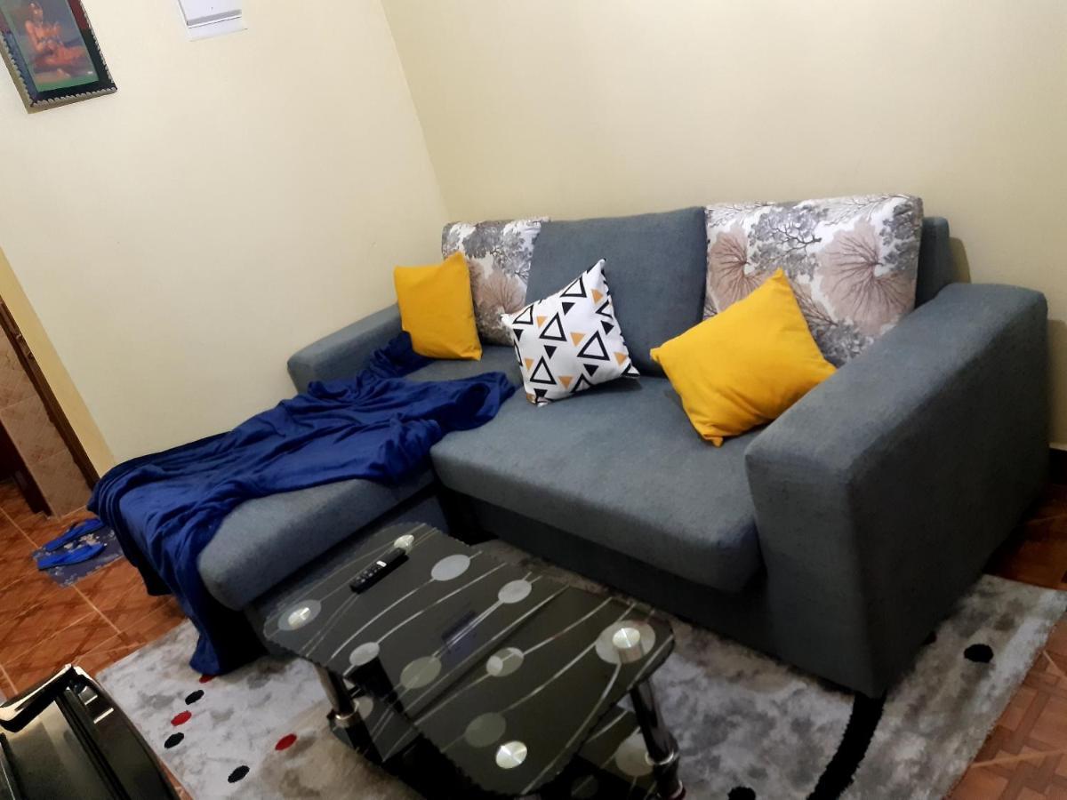 Rubi Apartment 나이바샤 외부 사진