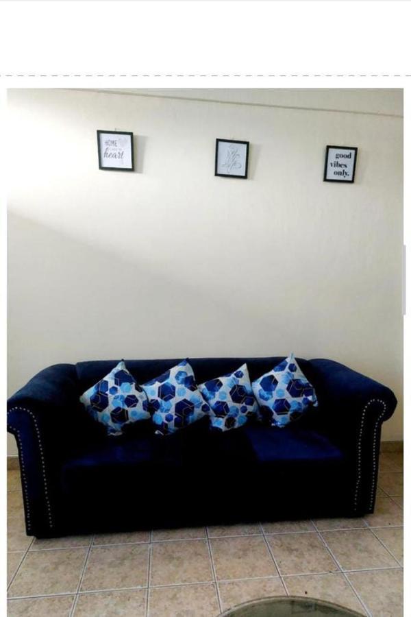 Rubi Apartment 나이바샤 외부 사진
